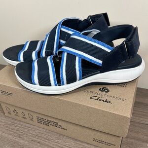 Cloudsteppers by Clarks Navy Blue & White Mira Lily Sport Sandals Size 7